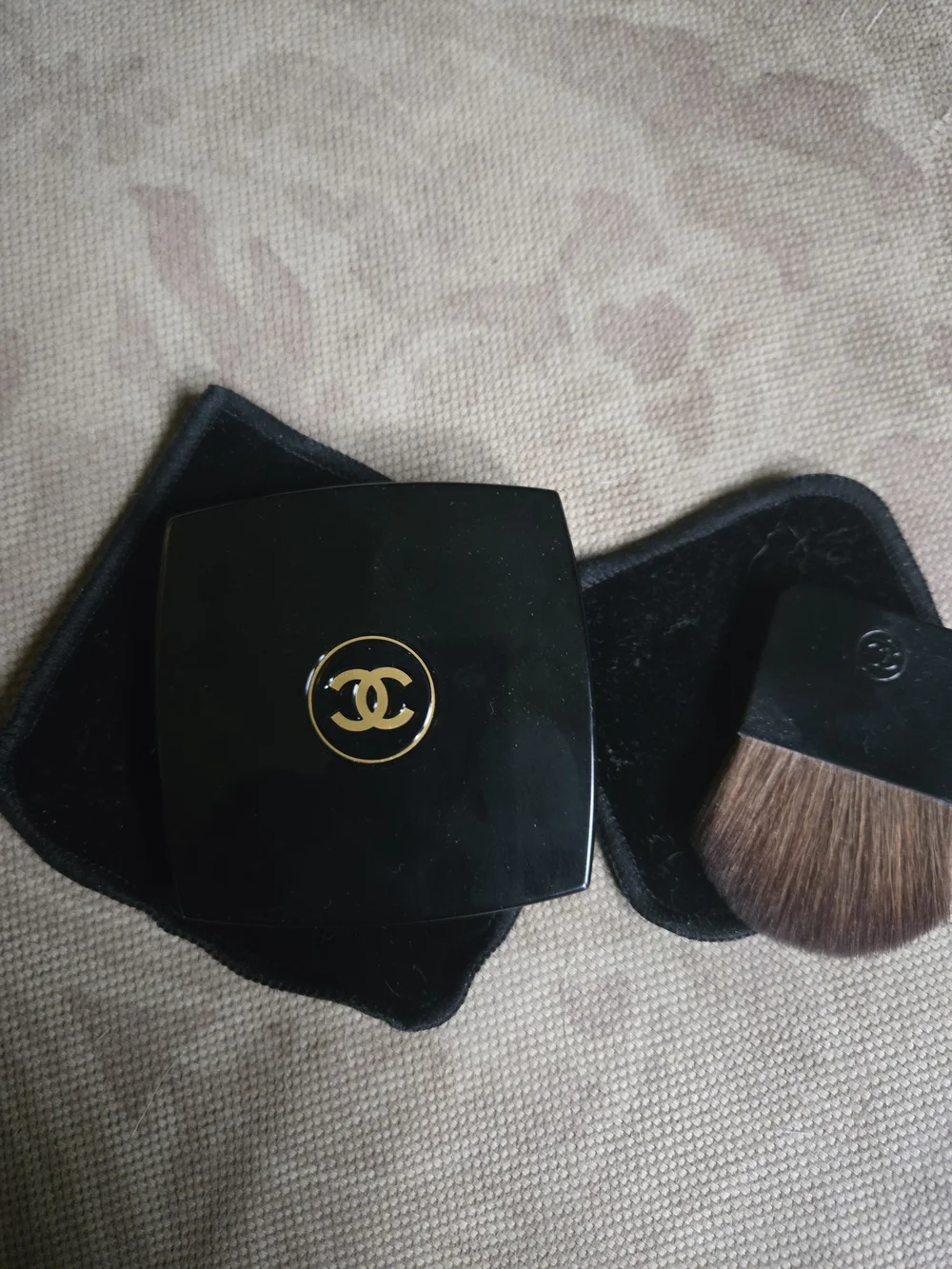 CHANEL Dual-Texture Blush Compact in Rose Gold & Pearl